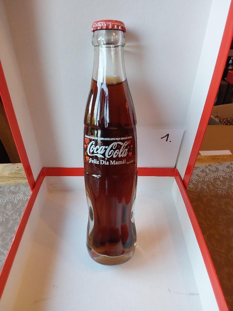 Coca Cola Collection Bolivia set van 3 flessen., Ophalen of Verzenden, Zo goed als nieuw, Gebruiksvoorwerp