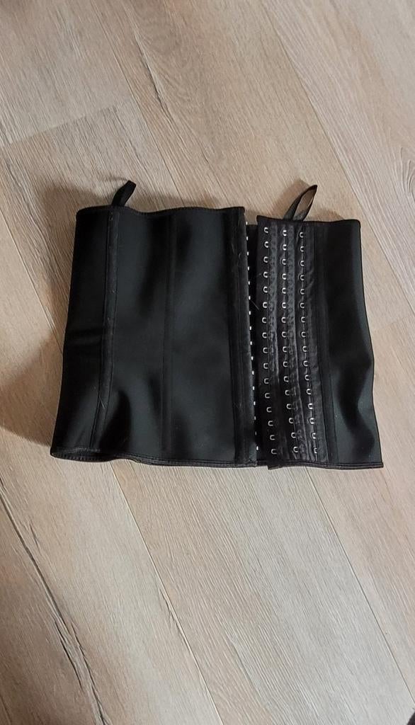 Perfect shape waist trainer / korset maat S, Kleding | Dames, Ondergoed en Lingerie, Onbekend, Ophalen of Verzenden, Zwart, Body of Korset