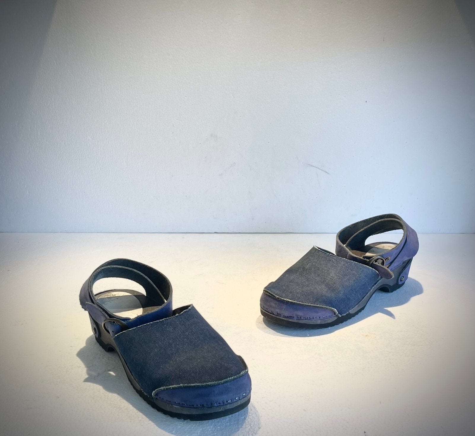 Jan Jansen Dutch Design denim klomp schoen met riempjes, Ophalen of Verzenden, Blauw, Sandalen of Muiltjes