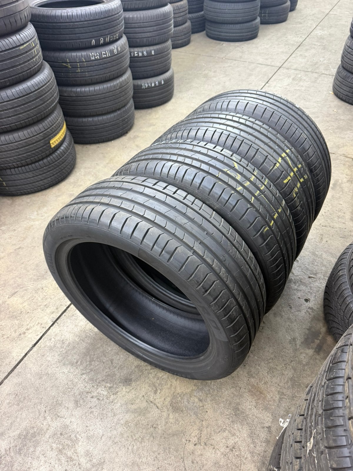 🔥 235-45-20 Pirelli ZGAN zomer 4x incl montage 🔥, Ophalen, Zomerbanden, Banden en Velgen