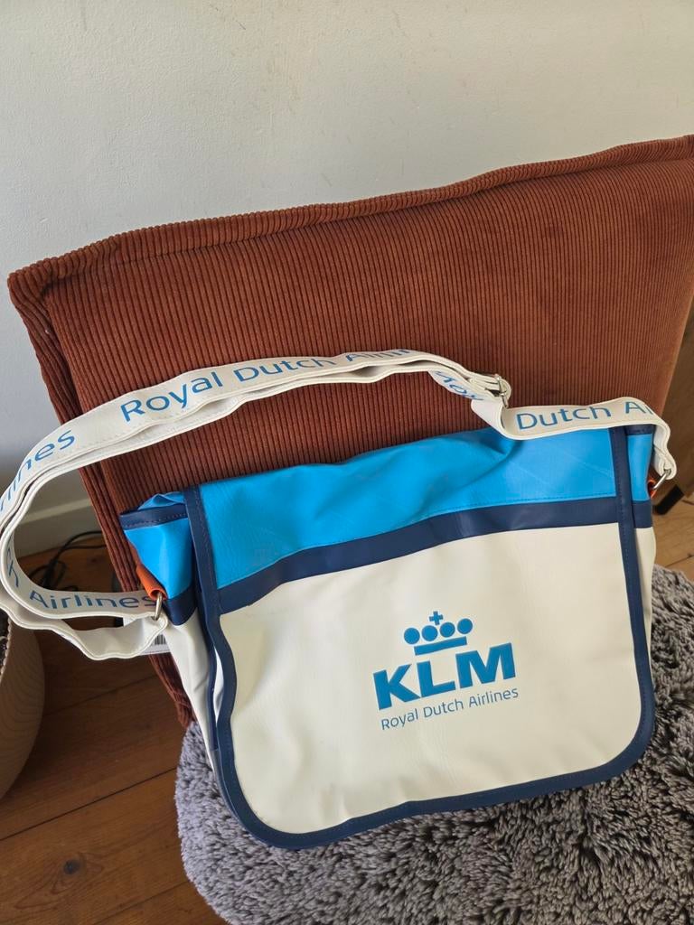 KLM Royal Dutch Airlines Schoudertas, Sieraden, Tassen en Uiterlijk, Tassen | Schoudertassen, Ophalen of Verzenden, Nieuw, Blauw
