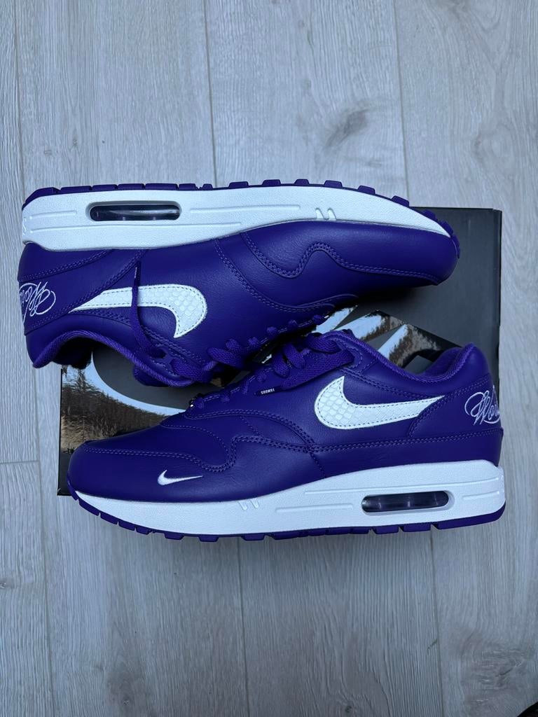 Supreme x Nike Air Max 1 '87 'Varsity Purple' - Maat: 44,5, Overige kleuren, Nieuw, Ophalen of Verzenden, Sneakers of Gympen