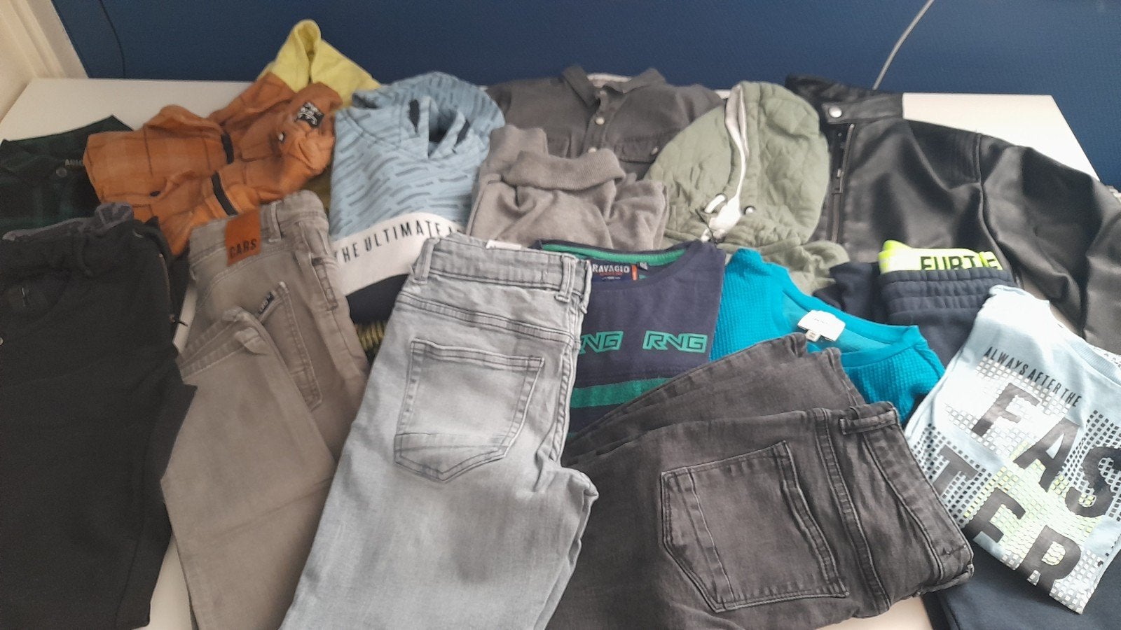 16 stuks kleding jongen maat 152. Incl. tussenjas, Ophalen of Verzenden