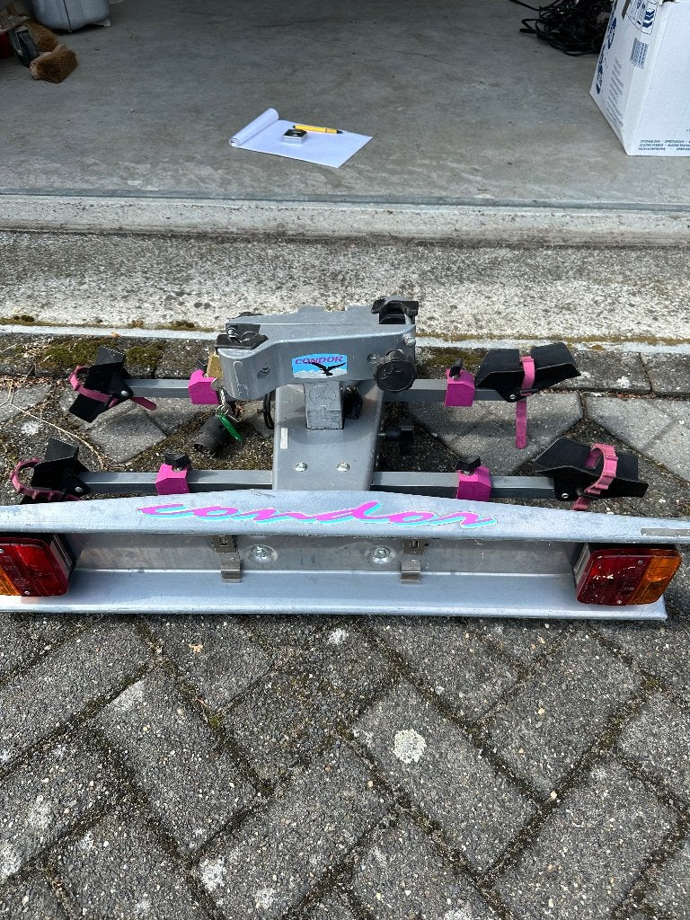 Corook fietsendrager voor trekhaak - Gebruikt, Ophalen, 2 fietsen, Gebruikt, Trekhaakdrager
