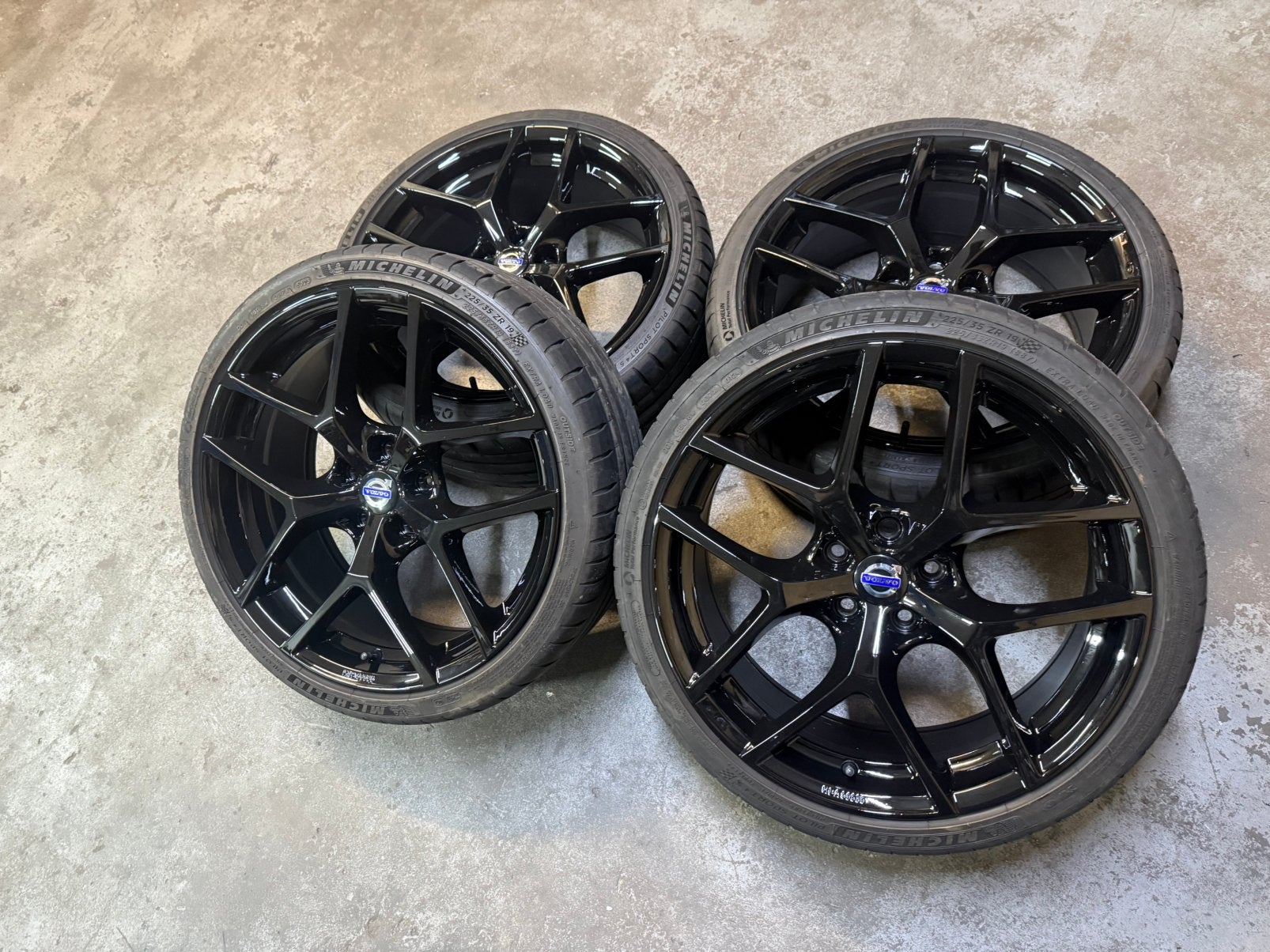 ✅ 19 inch Volvo Borbet Velgen 5x108 C30 V40 V50 S60 V70 R, 19 inch, Gebruikt, Banden en Velgen, Ophalen of Verzenden