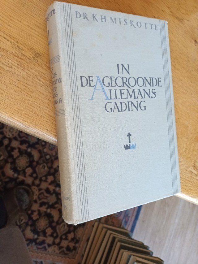 Dr.Miskotte /In de gecroonde allemansgading, Boeken, Ophalen of Verzenden, Gelezen, Dr.K.H. Miskotte, Christendom | Protestants