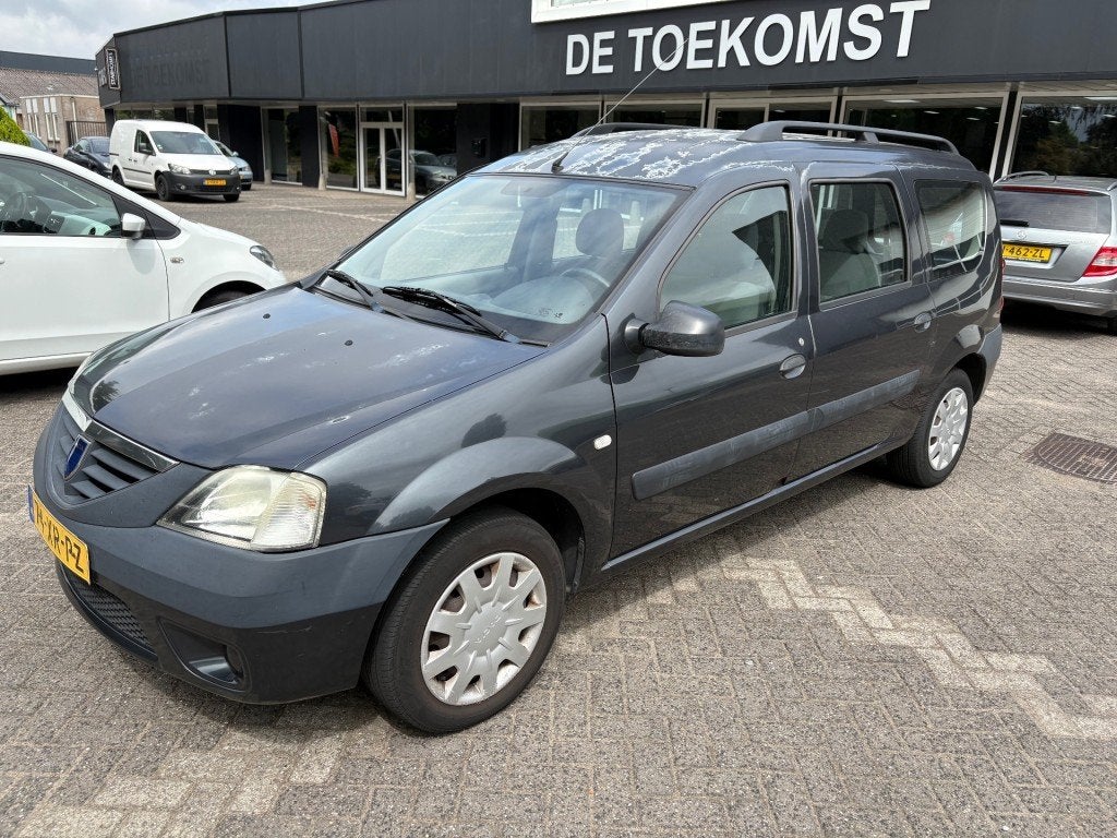 Dacia LOGAN 1.6 LAUREATE / EXPORT / AIRCO / APK 11-2026 / 5, Auto's, Dacia, Gebruikt, 4 cilinders, 620 kg, Origineel Nederlands
