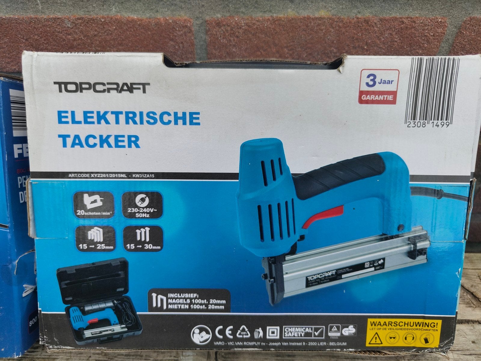 Elektrische tacker en decoupeerzaag nieuw, Ophalen, Nieuw, Minder dan 600 watt, Vlakschuurmachine