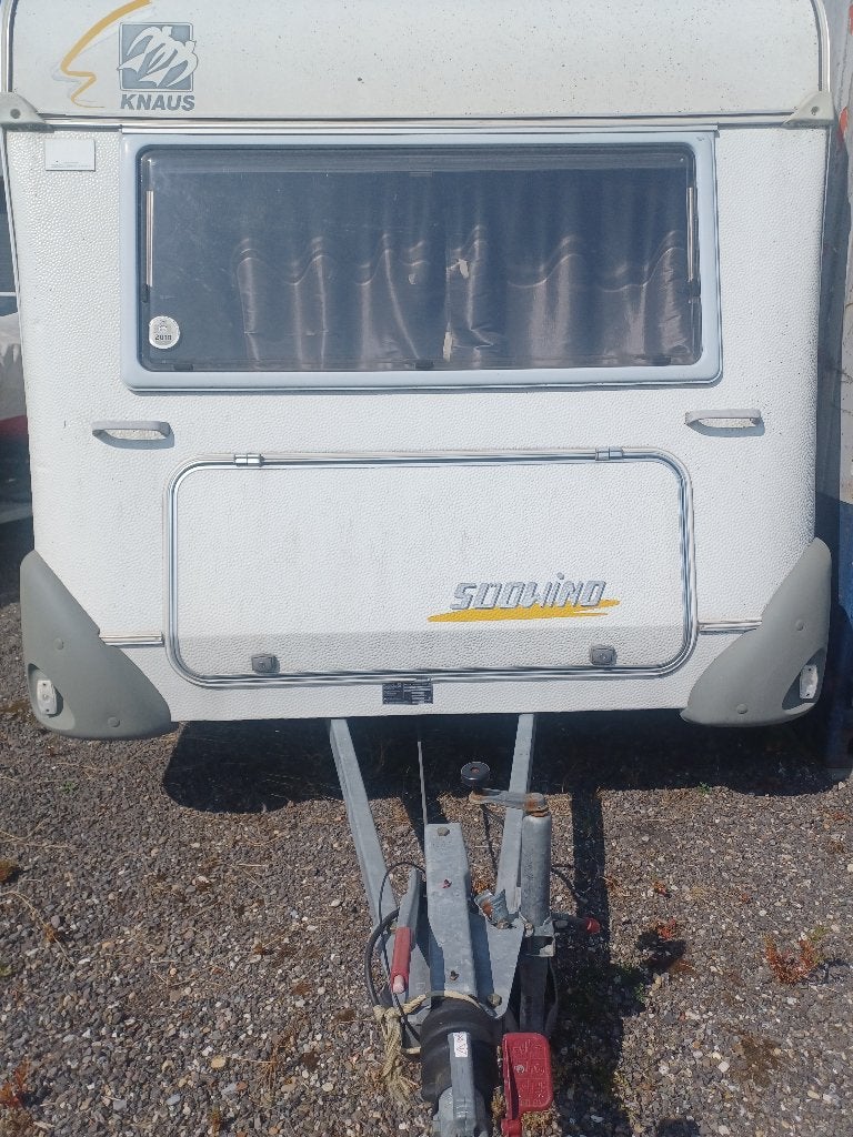 Knaus Sudwind 450, Vast bed, Rondzit, 750 - 1000 kg, Particulier