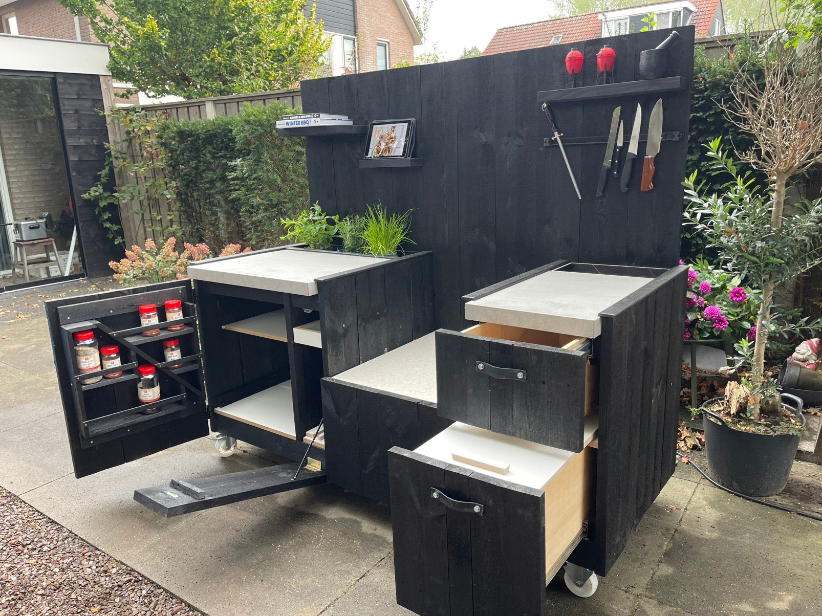 Buitenkeuken, Tuin en Terras, Ophalen, Zo goed als nieuw