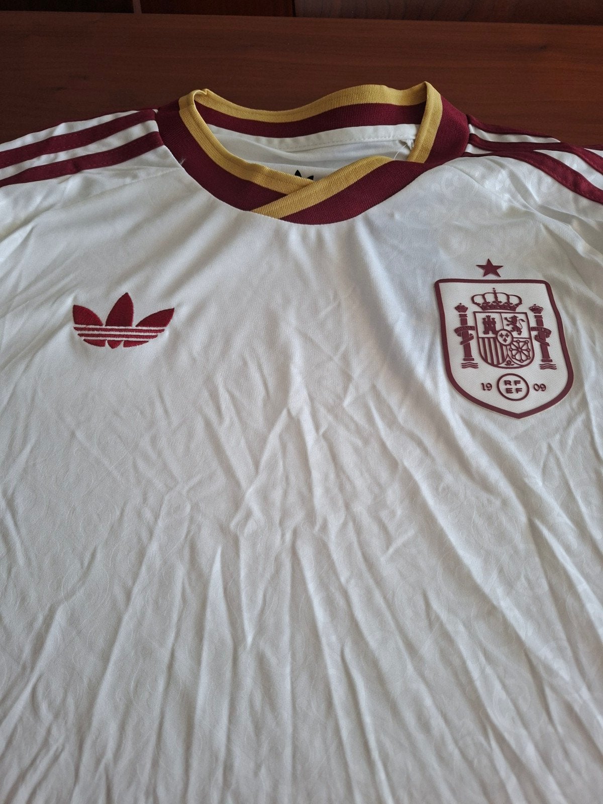 Spanje Retro Voetbalshirt - Maat XL, Kleding | Heren, Maat 52/54 (L), Wit, Ophalen of Verzenden, Zo goed als nieuw