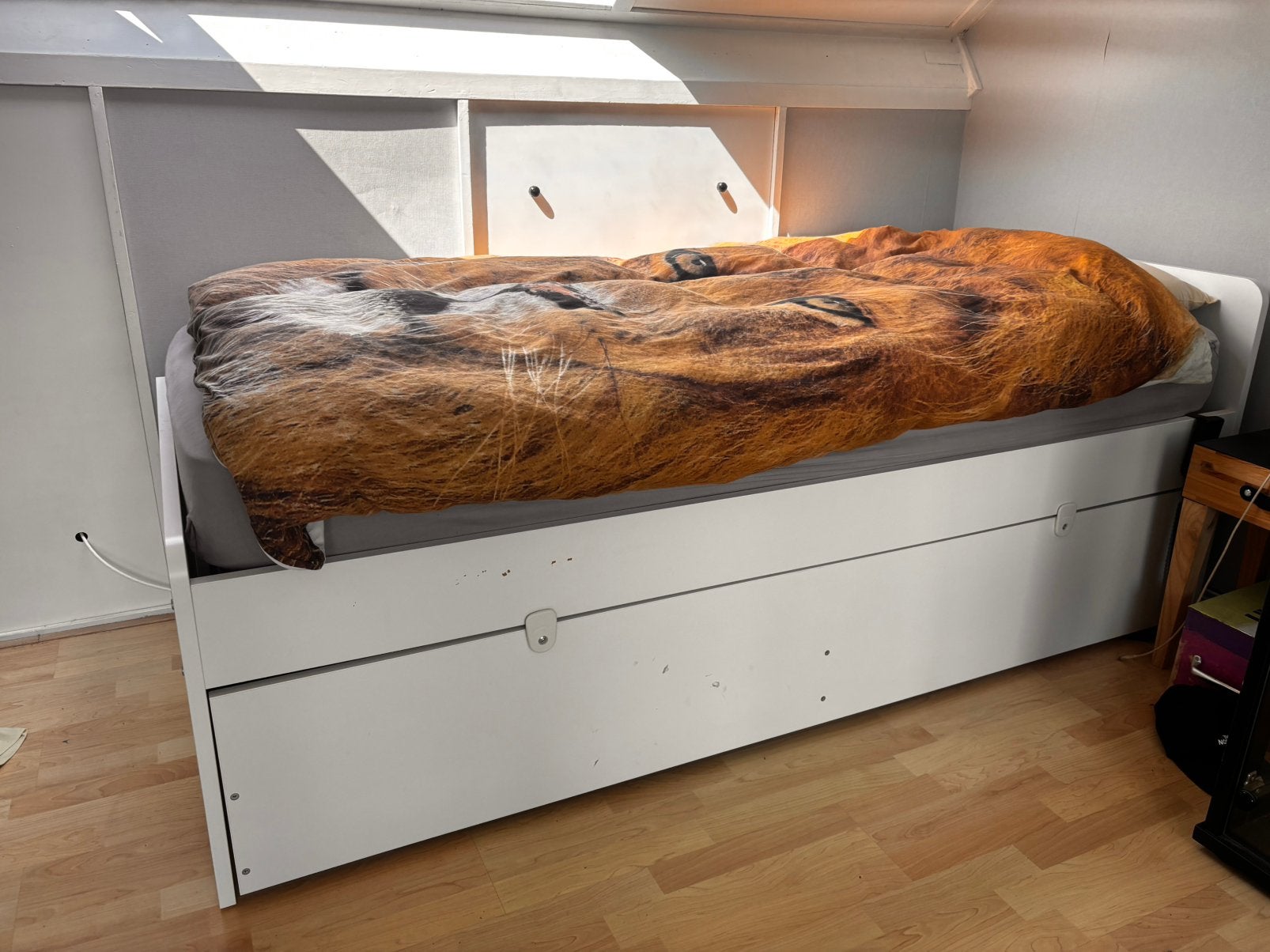 KEA SLÄKT bedframe met onderbed en opberger, Huis en Inrichting, Ophalen, 90 cm, Eenpersoons, Wit