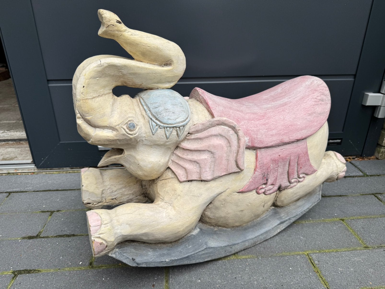 Unieke vintage houten schommelolifant – Handgesneden, Antiek en Kunst, Ophalen