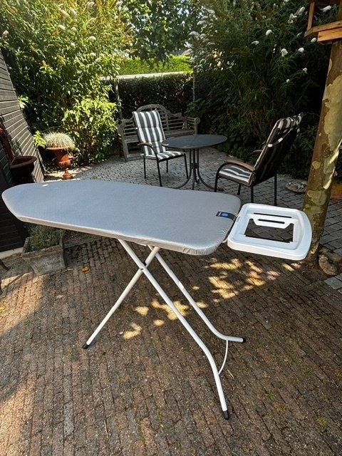 Strijkplank, Ophalen, Zo goed als nieuw