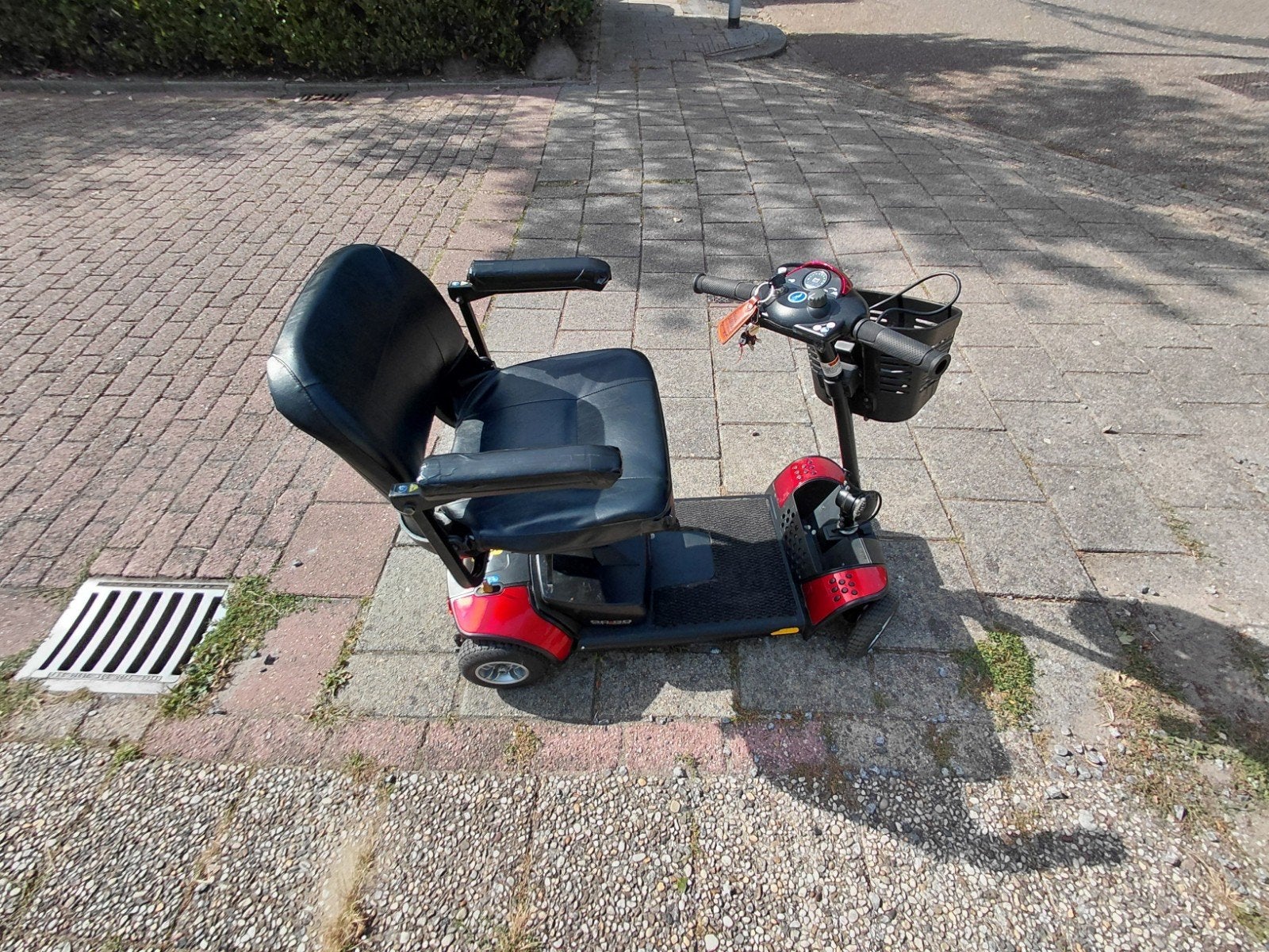 mooie opvouwbare scootmobiel merk gogo traveller, Ophalen, Gebruikt, 15 km of minder, 11 t/m 15 km/u