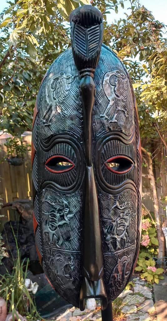Zeer grote houten Masker met metalen bewerkt, Antiek en Kunst, Ophalen of Verzenden