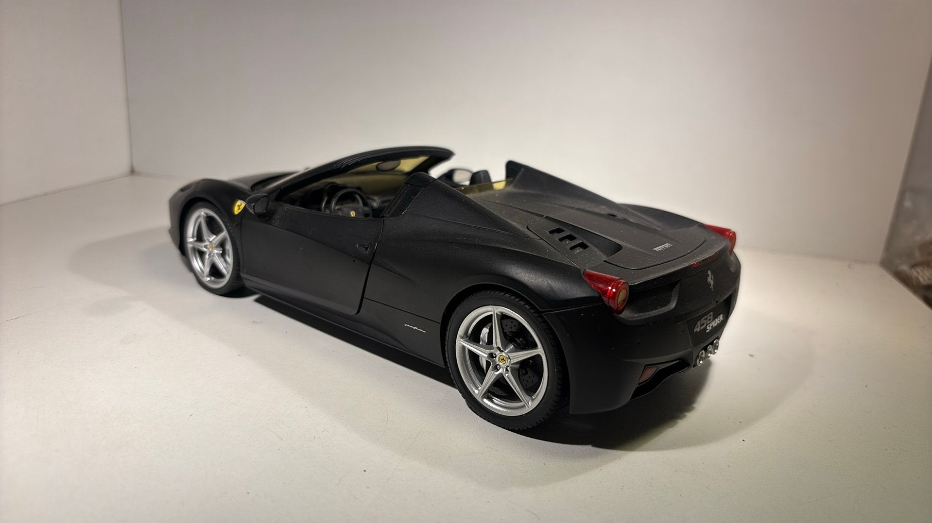 Ferrari 458 spider hot wheels 1.18, Ophalen of Verzenden, Hot Wheels, A, A