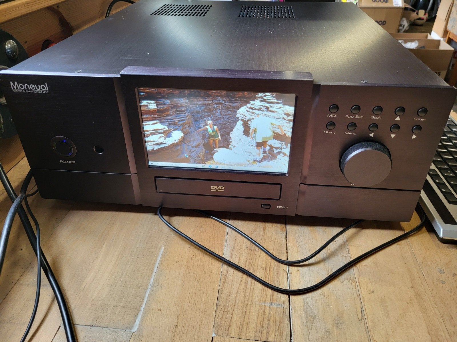 Moneual Media Reference HTPC Behuizing met Scherm, Ophalen, Zo goed als nieuw