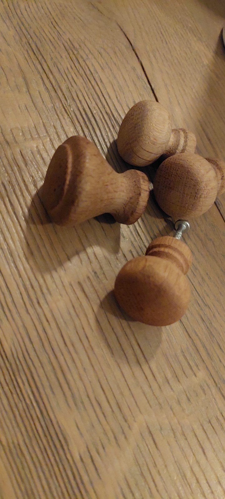 4 oude houten gedraaide deur-knopjes -  houten deurknoppen, Ophalen of Verzenden