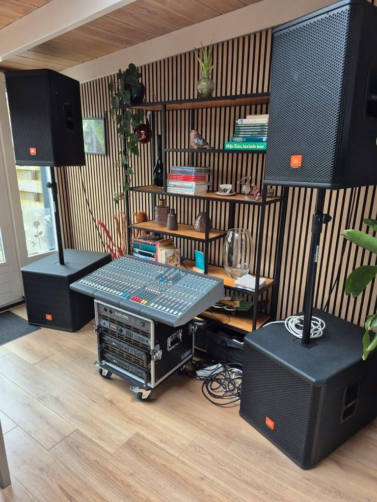 Te koop. JBL set 2x sub 2x  top en versterkers. Top set, Ophalen, Zo goed als nieuw, 500 tot 1000 watt