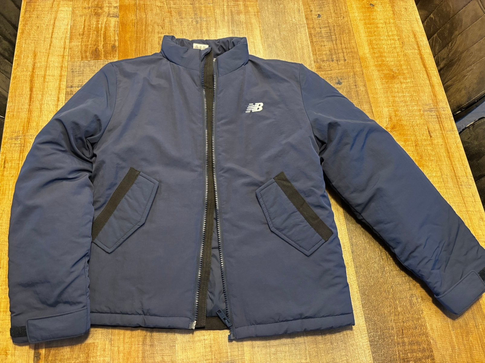 Kinder New Balance jas 140, Ophalen of Verzenden, Nieuw, Jongen of Meisje, Jas