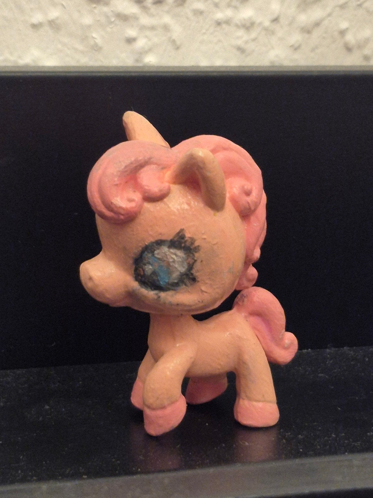 Littlest pet shop authentic horse repaint, Verzamelen, Poppetjes en Figuurtjes, Zo goed als nieuw, Verzenden