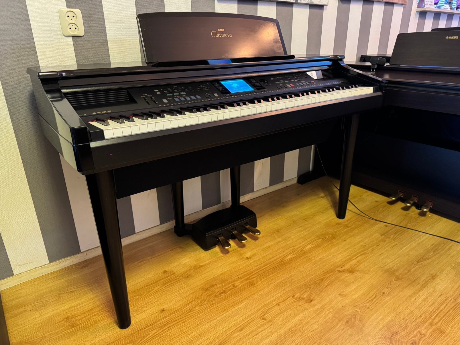 Yamaha Clavinova digitale elektrische ritme piano . Garantie, 88 toetsen, Yamaha, Ophalen of Verzenden, Zo goed als nieuw