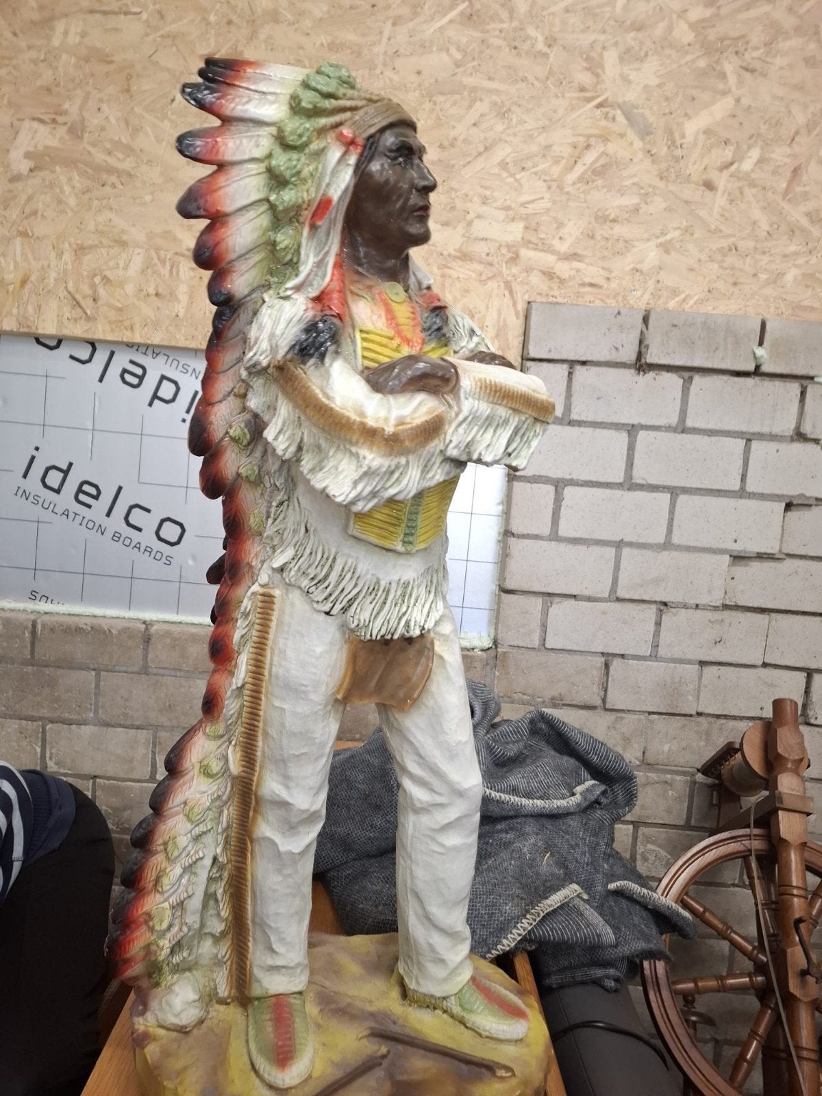 Groot Beeld Indianenhoofdman - Universal Statuary Corp. 1980, Antiek en Kunst, Kunst | Beelden en Houtsnijwerken, Handgemaakt