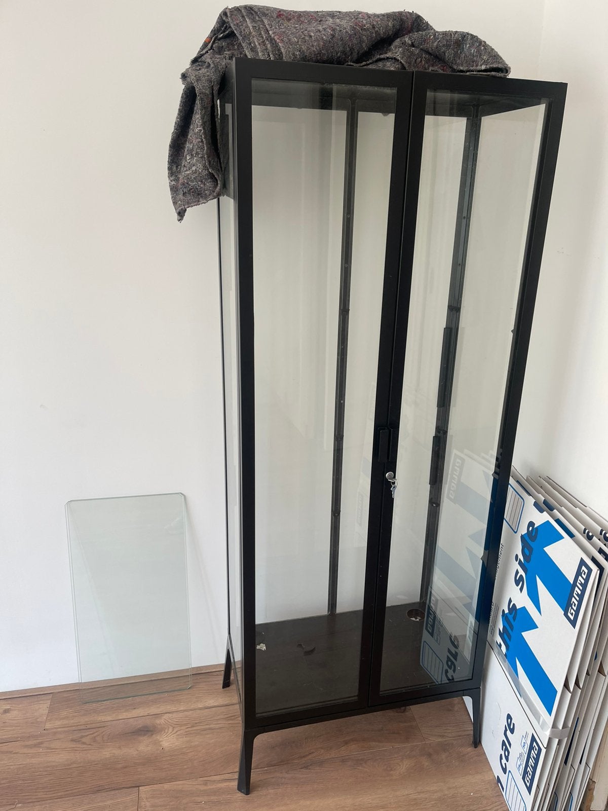 Ikea Milsbo plant cabinet, Huis en Inrichting, Woonaccessoires | Kapstokken, Gebruikt, Ikea, Minder dan 100 cm, Hout