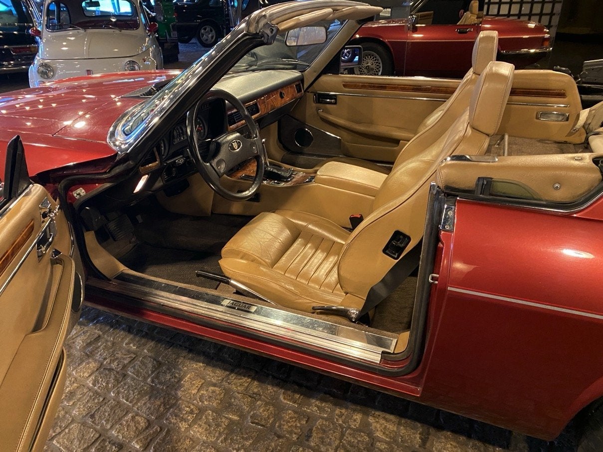 Jaguar XJ-S V12 Cabrio (bj 1989, automaat), foto 11