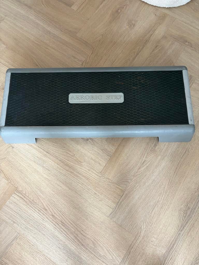 Aerobic Stepbank, Sport en Fitness, Ophalen of Verzenden, Zo goed als nieuw, Benen, Stepbank