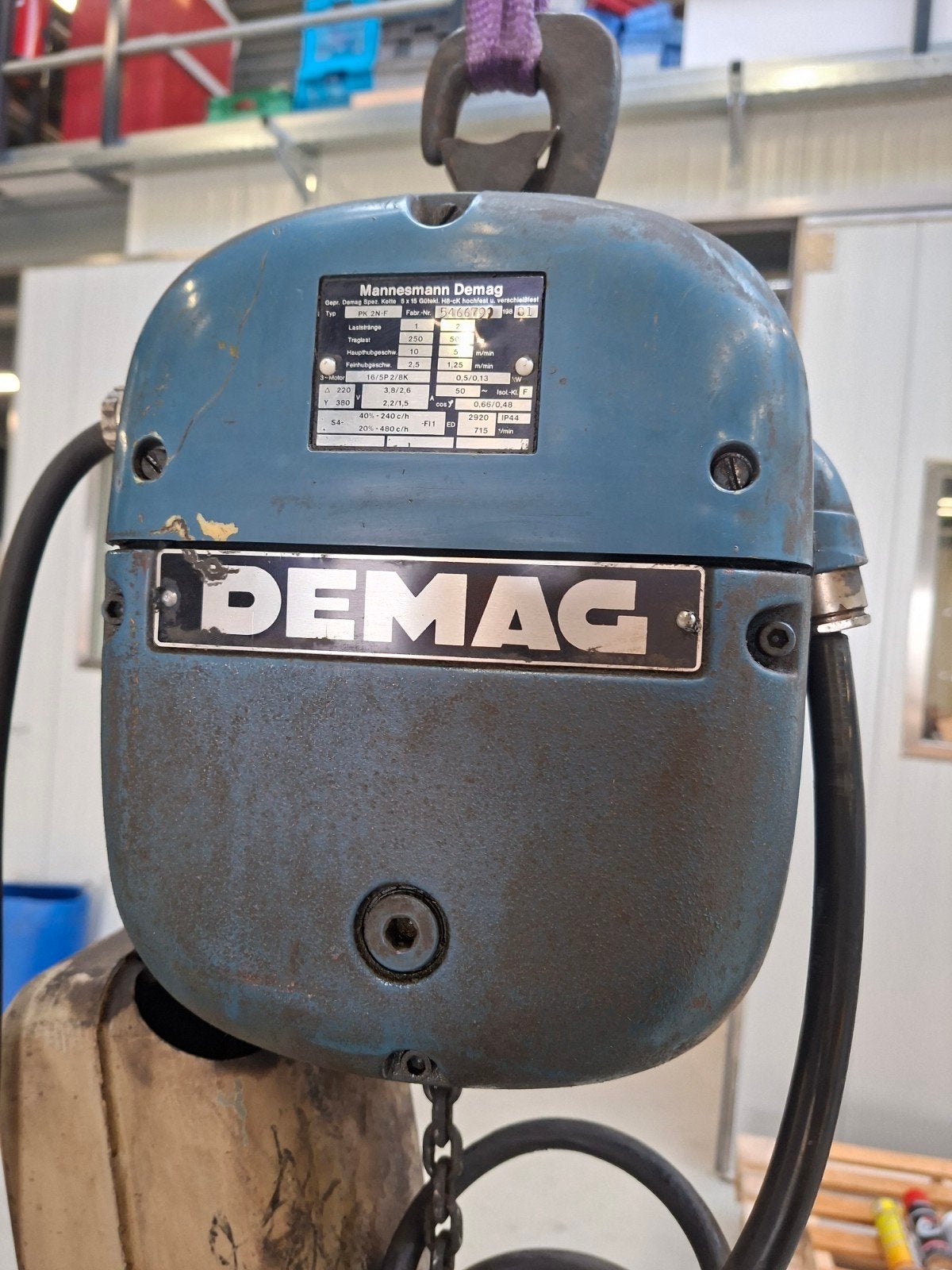 Demag ketting takel 250 kg, Doe-het-zelf en Verbouw, Ophalen, Gebruikt