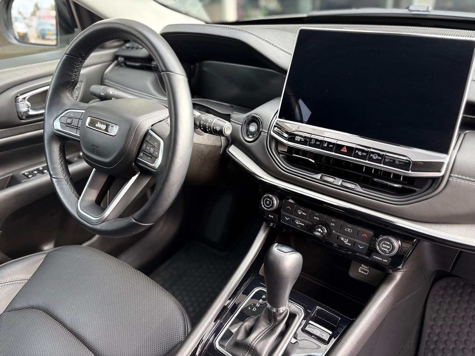 Jeep Compass 4xe 240 Plug-in Hybrid Electric Summit | Apple-, Auto's, Automaat, 4 cilinders, Wit, Bedrijf
