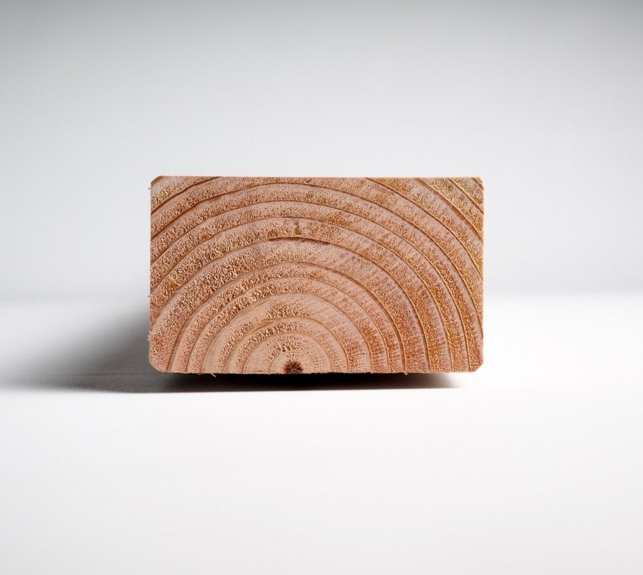 Douglas balk 6x11cm geschaafd 4m with transparante lak, Nieuw, Ophalen of Verzenden, Balk, Overige houtsoorten