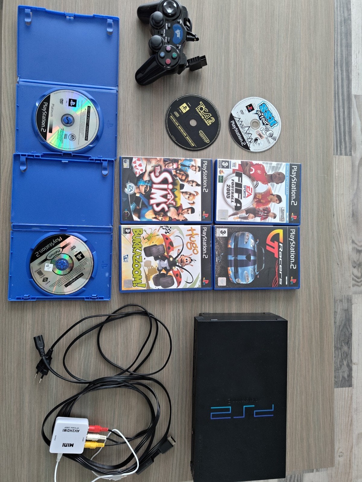 PlayStation 2 Slim met 8 spellen en HDMI-converter, Spelcomputers en Games, 1 speler, Ophalen of Verzenden, Gebruikt, Vanaf 3 jaar