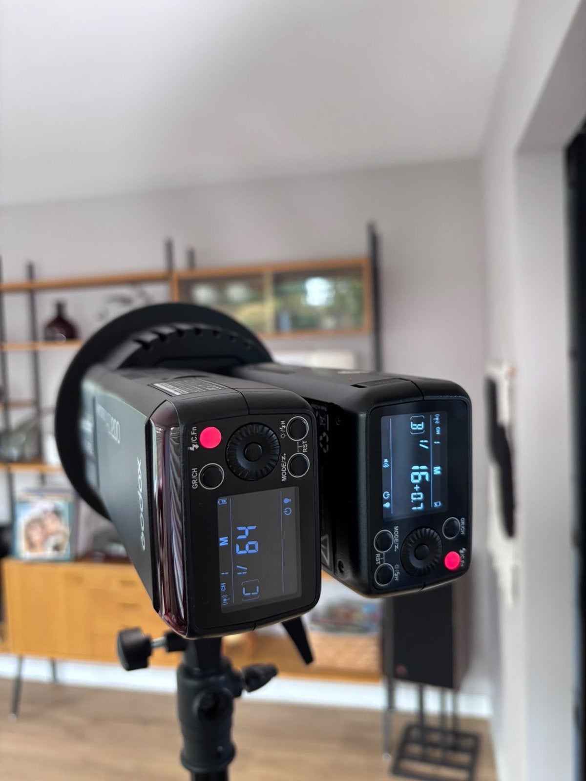 Complete Godox portretflitsset; 2xAD200, Duo Head en statief, Ophalen, Zo goed als nieuw, Studioflitser, Draadloos