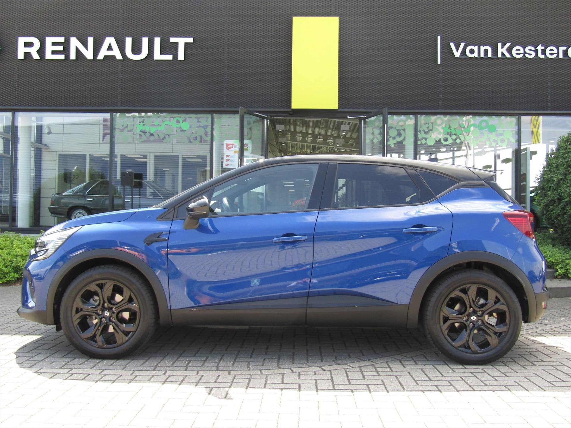 RENAULT Captur E-Tech Hybrid 145pk Aut Rive Gauche / Bose /, 94 pk, Gebruikt, 4 cilinders, 715 kg