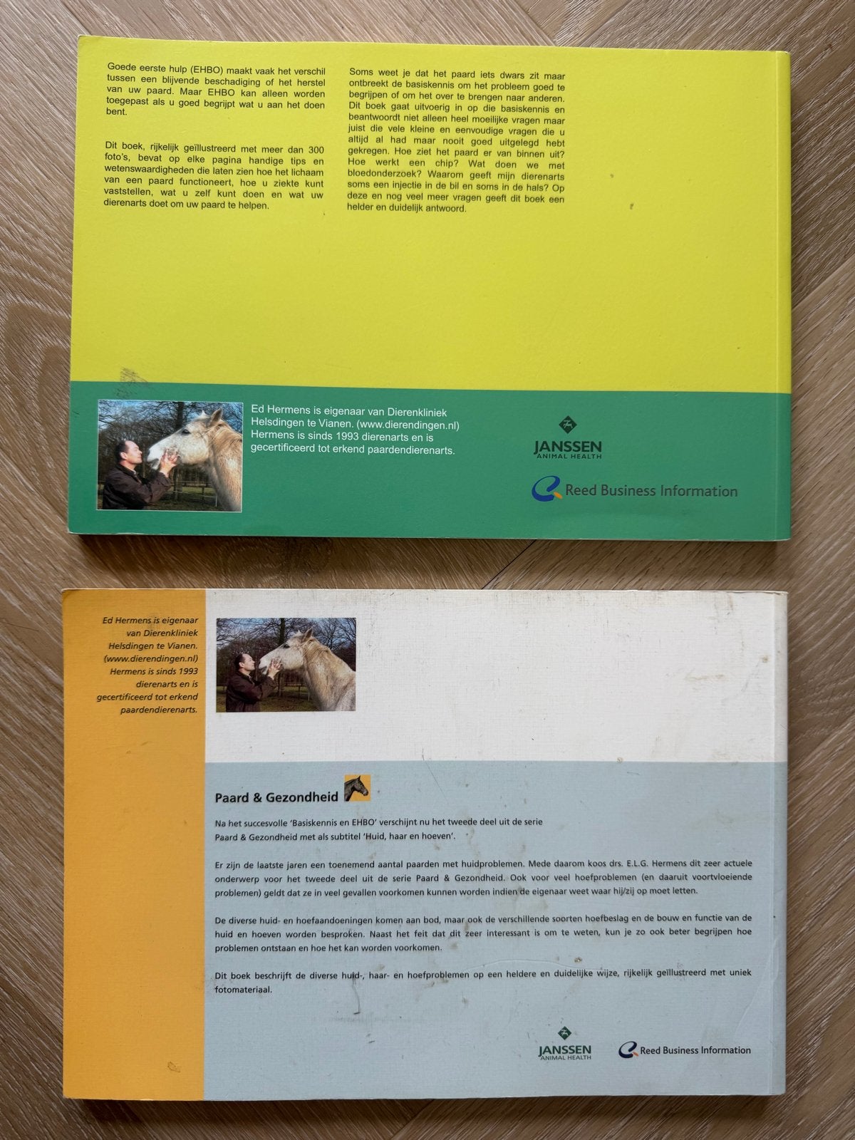 Paard & Gezondheid - Basiskennis en EHBO + Deel 2, Boeken, Ophalen of Verzenden, Gelezen, Paarden of Pony's