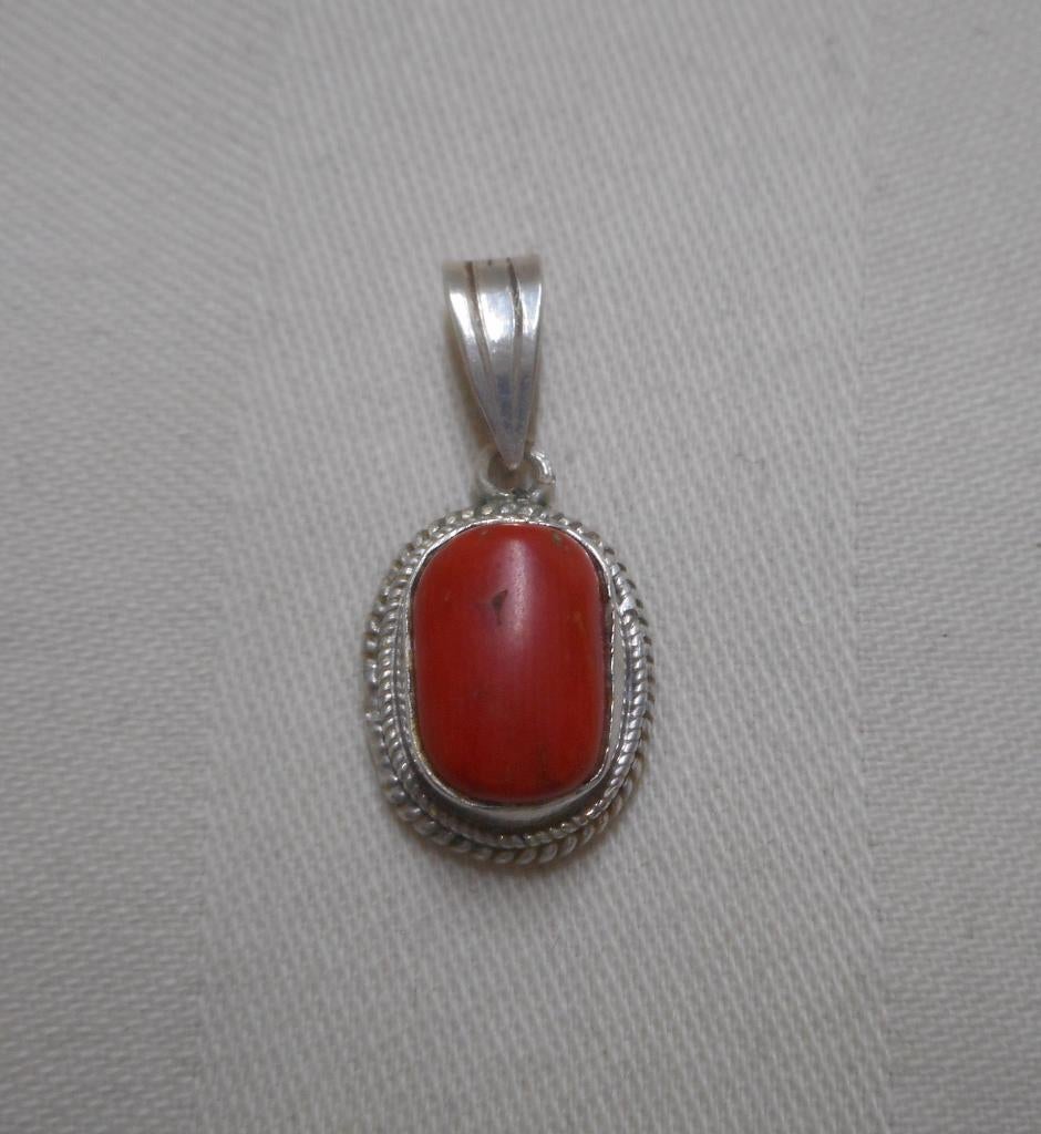 Zilveren hanger met bloedkoraal nr.570, Verzenden, Zo goed als nieuw, Zilver, Zilver