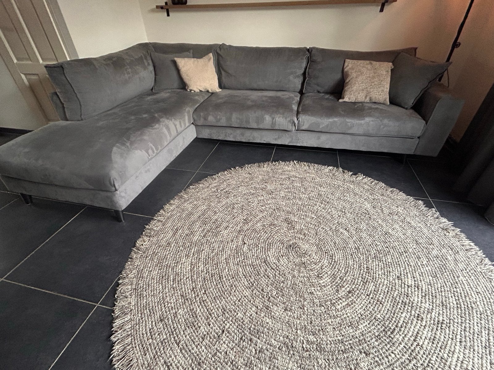 Grijze hoekbank met chaise longue - Comfortabel en stijlvol