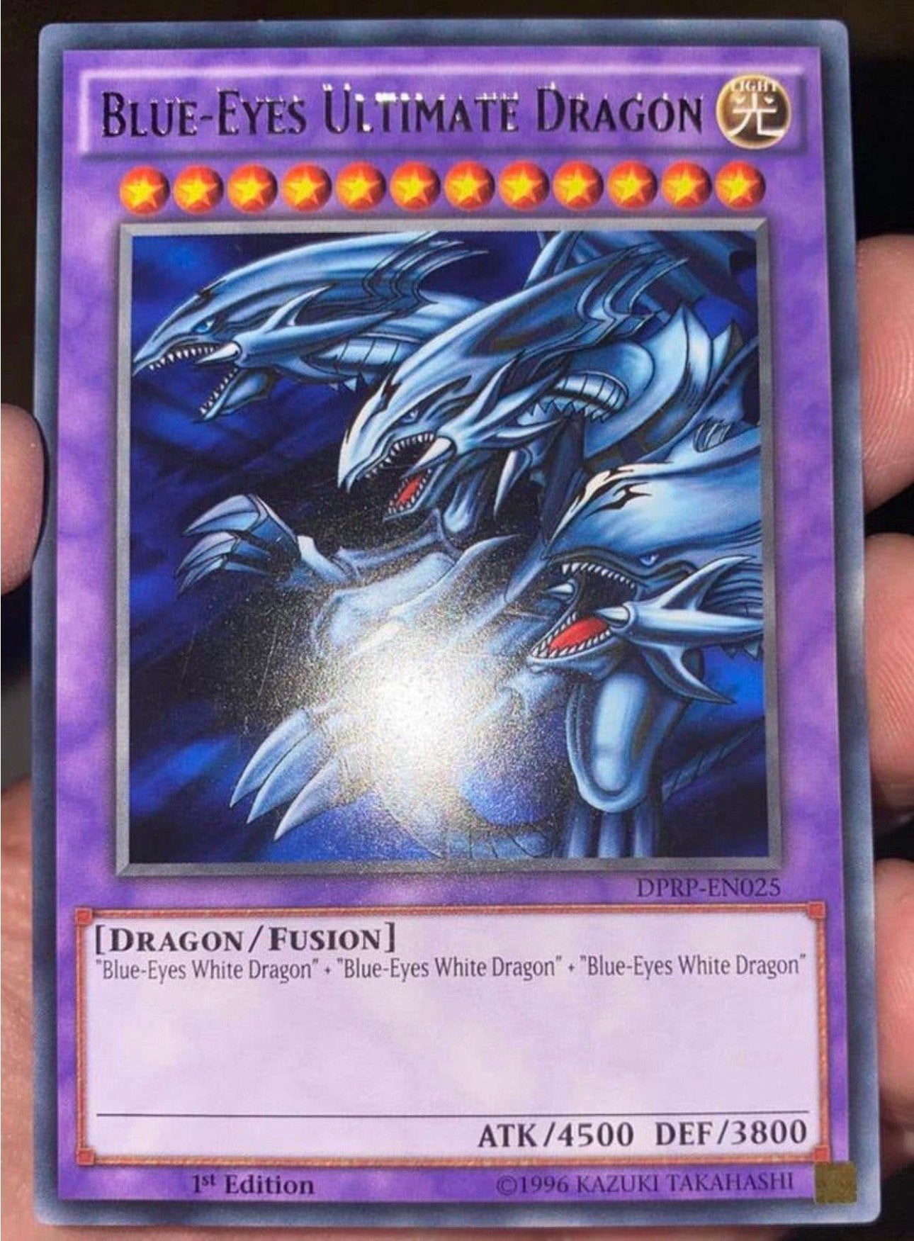 Yu-Gi-Oh! Blue-Eyes Ultimate Dragon DPRP 1st Edition !, Hobby en Vrije tijd, Ophalen of Verzenden, Zo goed als nieuw, Losse kaart