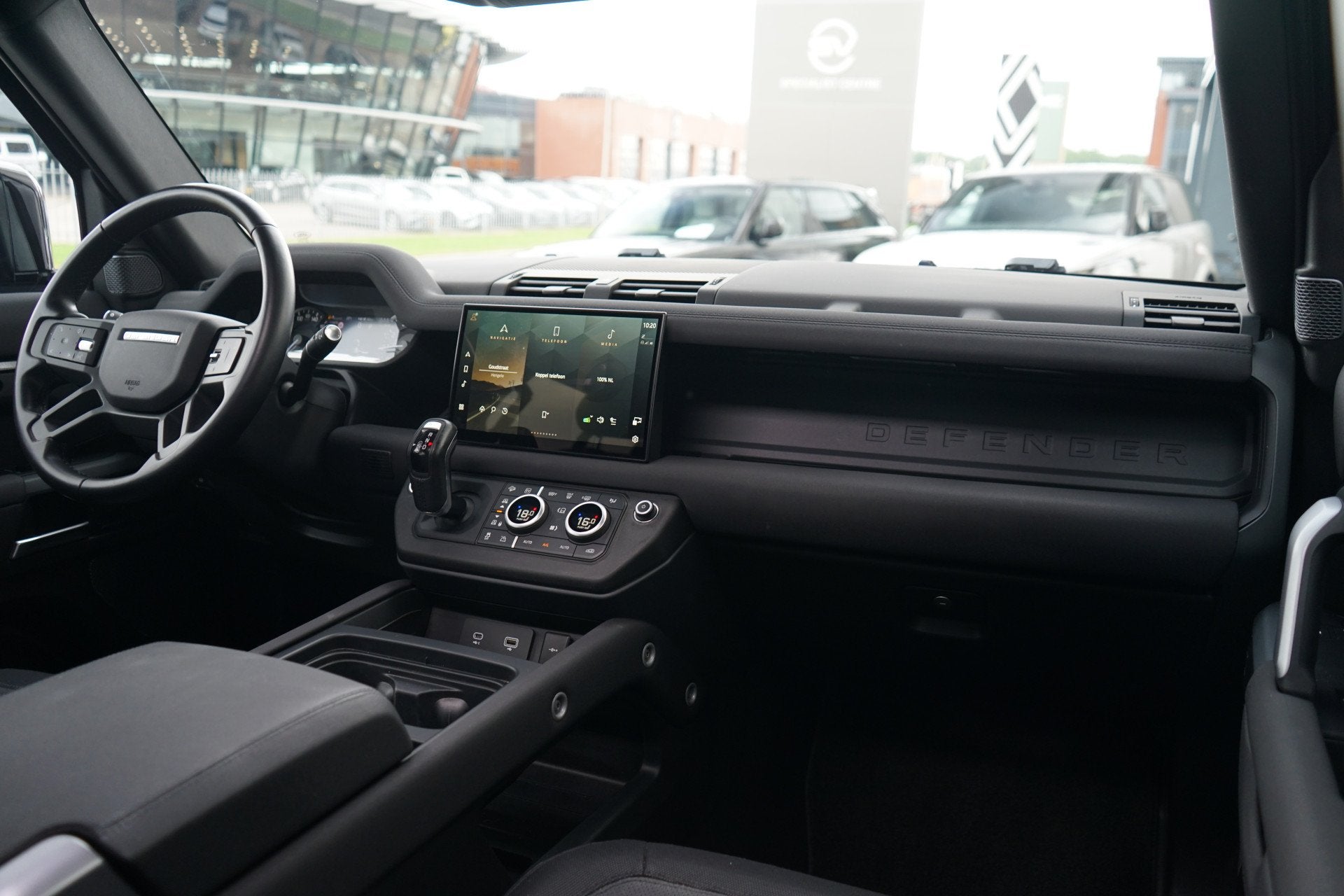 Land Rover Defender 110 2.0 P400e 110 X-Dynamic SE | Lier |, Auto's, Automaat, Gebruikt, 4 cilinders, 38 km/l