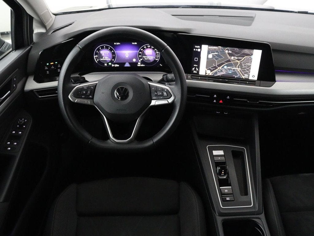 Volkswagen Golf 1.0 eTSI Life | Stoelverwarming | Camera | M, Gebruikt, Blauw, Origineel Nederlands, 1265 kg