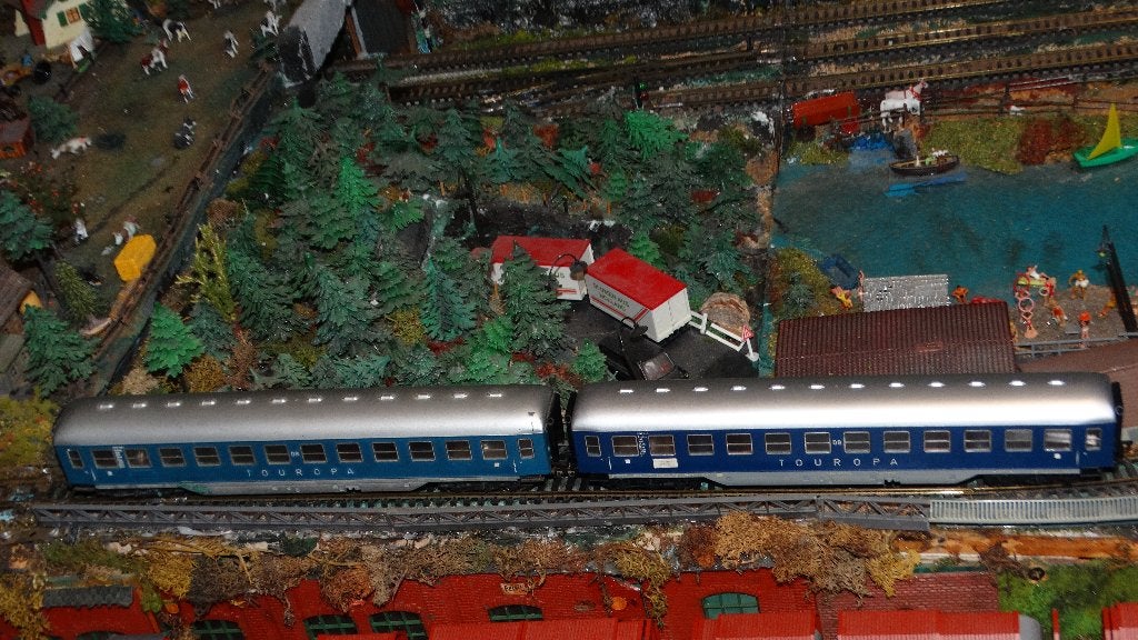 2 Rijtuigen Fleischmann Touropa adv 11, Gebruikt, Wagon, Ophalen of Verzenden, Fleischmann