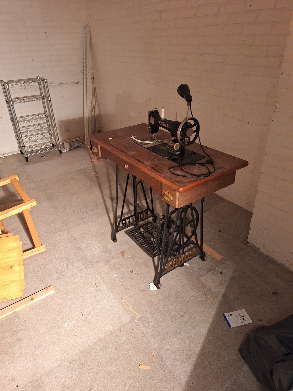Antieke Kohler trapnaaimachine met handleiding, Antiek en Kunst, Ophalen