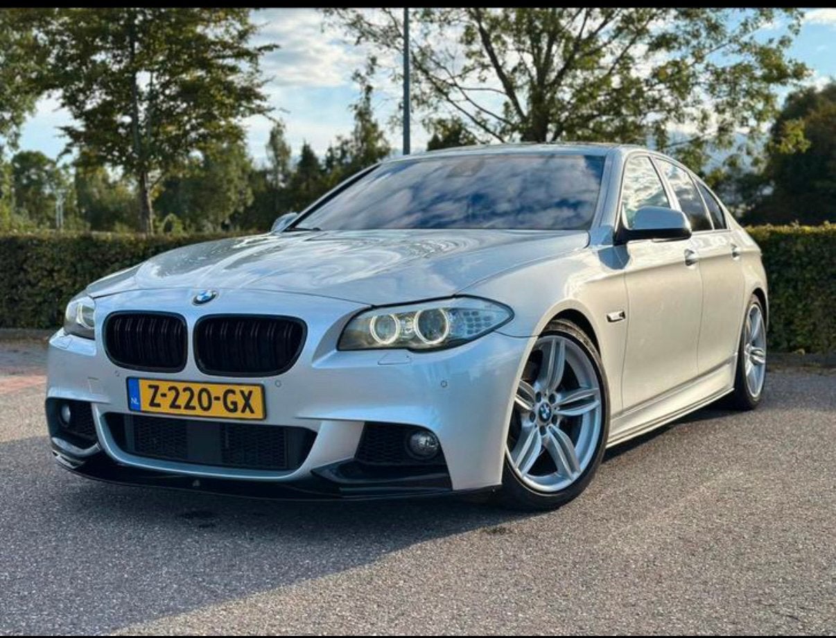 BMW 5-Serie 3.0 I 528 AUT 2010, Achterwielaandrijving, 2996 cc, Particulier, 1630 kg