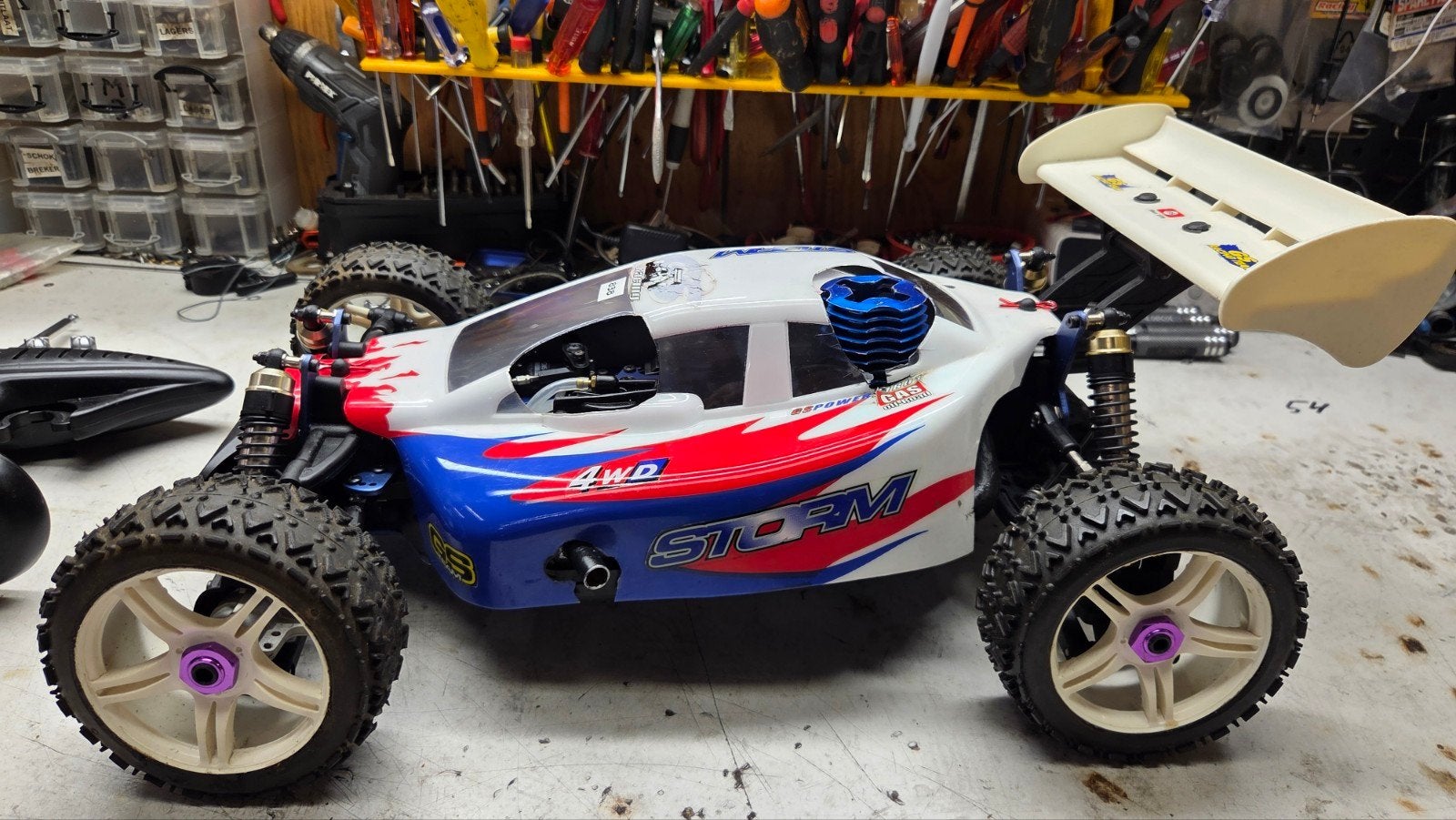 Te koop mooie gs storm, Hobby en Vrije tijd, Gebruikt, Auto offroad, Ophalen of Verzenden, Schaal 1:8