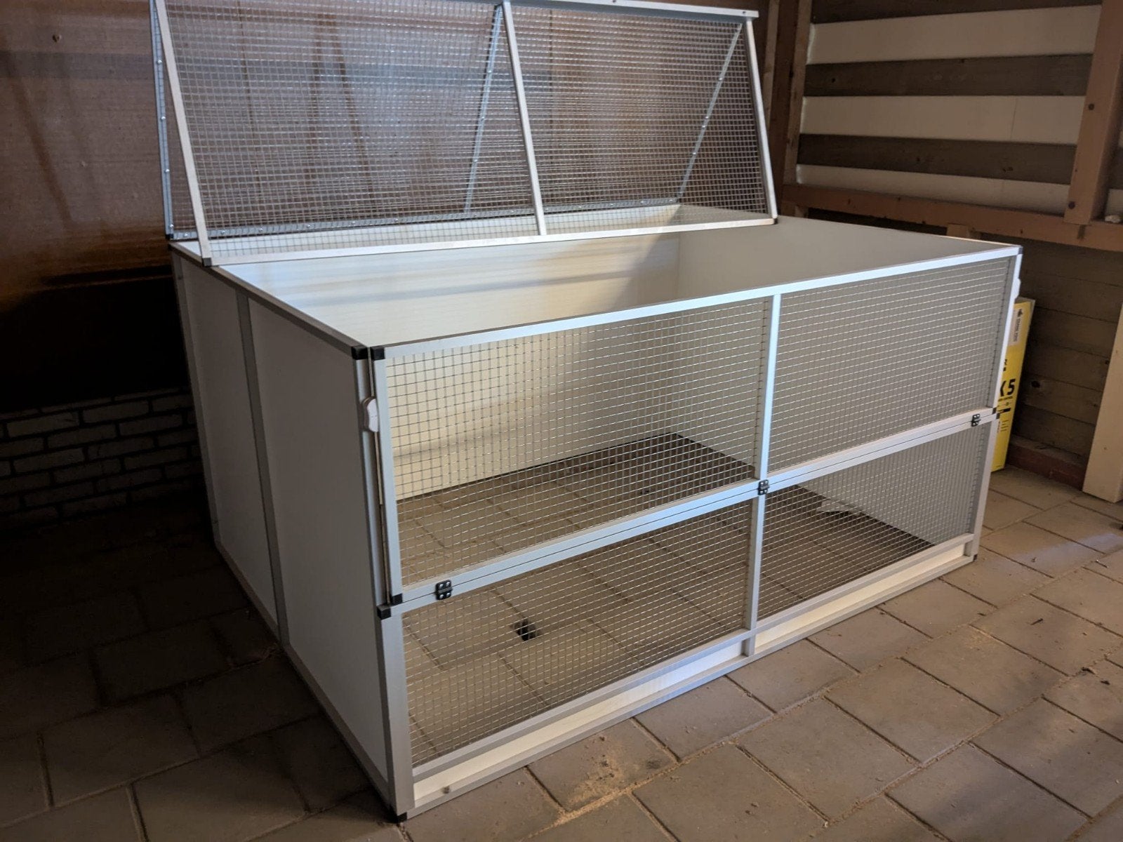 Konijnen verblijf (zonder bodemplaat), Ophalen, 110 cm of meer, Overige typen, Zo goed als nieuw