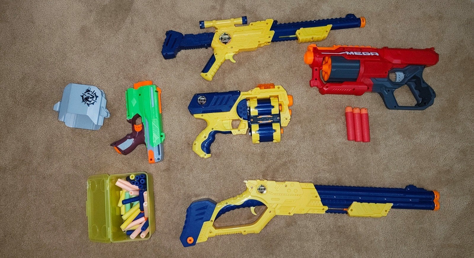 Nerf geweren set met accessoires en pijltjes, Ophalen of Verzenden, Gebruikt