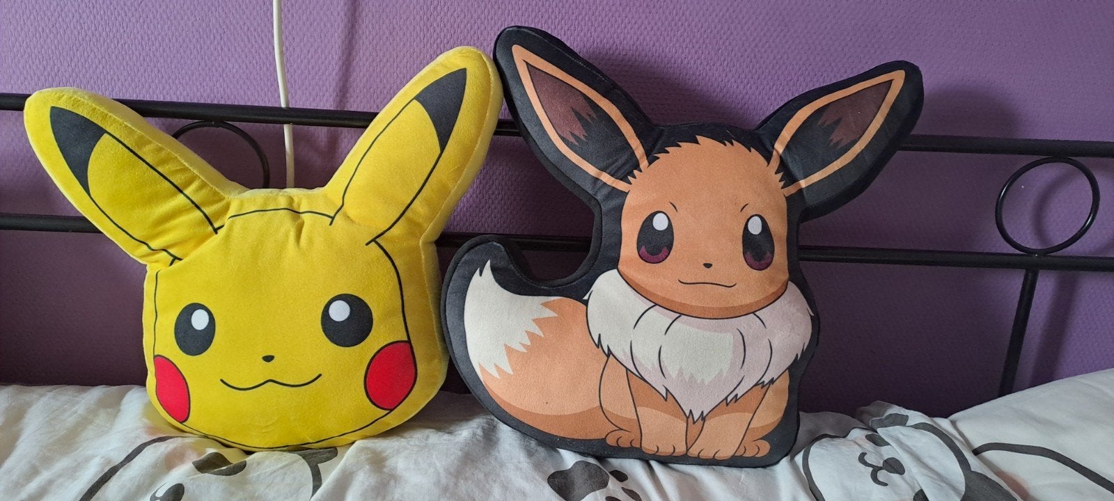 Pokémon kussens: Pikachu en Eevee, Verzamelen, Poppetjes en Figuurtjes, Ophalen of Verzenden, Gebruikt